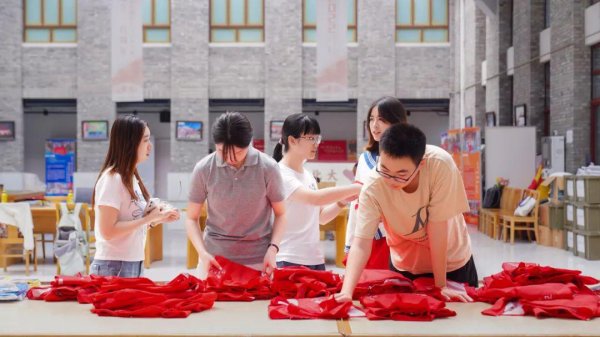 银川股票配资 志愿同行, 为梦护航 | 北京大学2025年毕业典礼志愿服务纪实